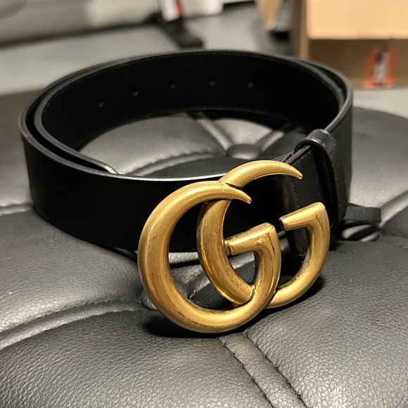 Thick Gold Gucci Black Leather Belt size 32